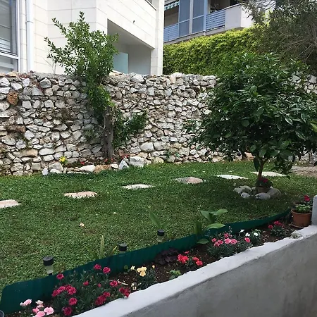 Grazioso Apartman *